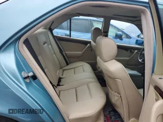 1994 Mercedes-Benz C 230/260/280/320 with VIN WDBHA28E8RF098148, listed as a Copart auction lot 60884345 with 238,600 mi miles and Salvage title. Bid and sale history available at DreamBid. Image 10.