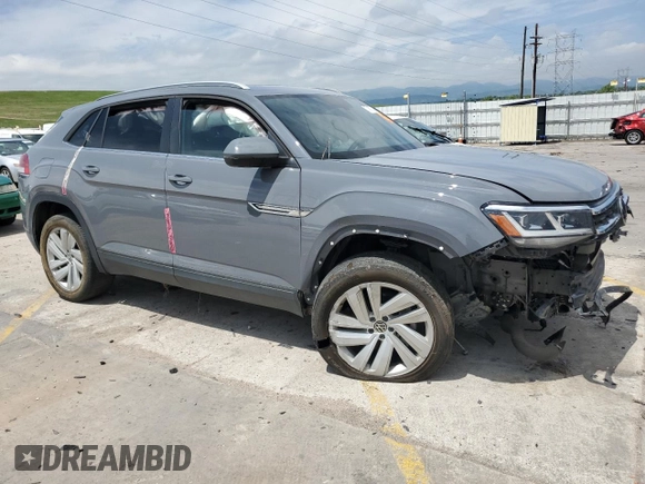 2021 Volkswagen Atlas SE with VIN 1V2KC2CA1MC239818, listed as a Copart auction lot 77467714 with Not provided miles and Salvage title. Bid and sale history available at DreamBid. Image 4.
