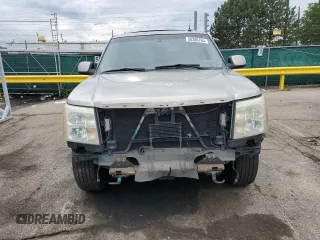 2003 Cadillac Escalade z VIN 1GYEK63N03R217374, wystawiony jako Copart lot #58380765 z przebiegiem 212 454 mil mil oraz Szkoda całkowita • Salvage title. Historia ofert i sprzedaży dostępna na DreamBid. Obrazek 5.