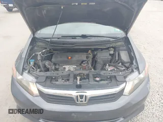 2012 Honda Civic LX z VIN 2HGFB2F58CH590369, wystawiony jako IAAI lot #42402397 z przebiegiem 202 116 mil mil oraz . Historia ofert i sprzedaży dostępna na DreamBid. Obrazek 10.