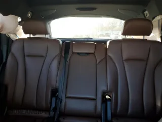 2018 Audi Q7 Premium Plus с VIN WA1LHAF79JD003452, выставлен на аукционе Copart как лот 43827545 с пробегом 61 387 миль миль и Списание • Salvage title. История ставок и продаж доступна на DreamBid. Изображение 10.