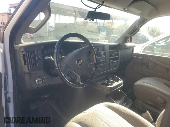 2020 Chevrolet Express Cargo with VIN 1GCWGAFP4L1267723, listed as a IAAI auction lot 42832826 with 91,273 mi miles and . Bid and sale history available at DreamBid. Image 6.