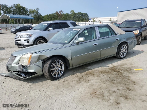 2007 Cadillac DTS Performance with VIN 1G6KD57967U131549, listed as a Copart auction lot 70918804 with 73,618 mi miles and Salvage Title. Bid and sale history available at carsss.com. Image 1.