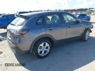 2024 Honda HR-V LX with VIN 3CZRZ1H33RM705509, listed as a IAAI auction lot 41509980 with 21,220 mi miles. Bid and sale history available at carsss.com. Image 4.