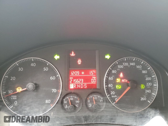 2008 Volkswagen Rabbit S with VIN WVWBA71KX8W289086, listed as a Copart auction lot 85120084 with 215,623 mi miles and Salvage title. Bid and sale history available at DreamBid. Image 9.