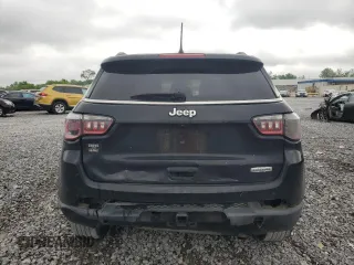2018 Jeep Compass Latitude z VIN 3C4NJCBB6JT136804, wystawiony jako Copart lot #54146235 z przebiegiem 71 436 mil mil oraz Szkoda całkowita • Salvage title. Historia ofert i sprzedaży dostępna na DreamBid. Obrazek 6.