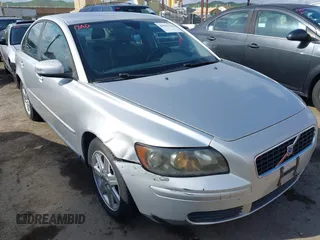 2007 Volvo S40 2.4L с VIN YV1MS382672281166, выставлен на аукционе IAAI как лот 41926328 с пробегом 112 864 миль миль и . История ставок и продаж доступна на DreamBid. Изображение 6.