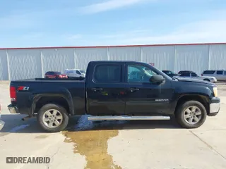 2013 GMC Sierra 1500 SLT with VIN 3GTP2WE71DG146605, listed as a IAAI auction lot 41334159 with 224,640 mi miles. Bid and sale history available at carsss.com. Image 13.