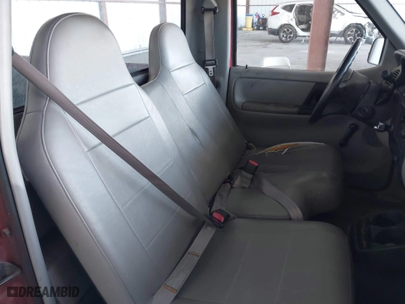1998 Ford Ranger XL with VIN 1FTYR10C6WUB04132, listed as a IAAI auction lot 41631595 with 170,948 mi miles. Bid and sale history available at carsss.com. Image 8.