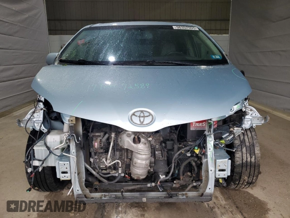 2017 Toyota Sienna XLE с VIN 5TDDZ3DC3HS178281, выставлен на аукционе Copart как лот 56352905 с пробегом 109 156 миль миль и Списание • Salvage title. История ставок и продаж доступна на DreamBid. Изображение 5.