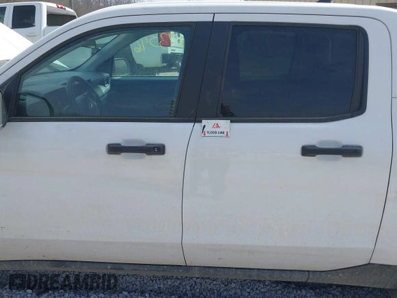 2022 Ford Maverick XL with VIN 3FTTW8E34NRA56009, listed as a IAAI auction lot 41693546 with Not Provided miles and . Bid and sale history available at DreamBid. Image 6.