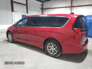 2025 Chrysler Pacifica Select z VIN 2C4RC1BG6SR513633, wystawiony jako Copart lot #59127005 z przebiegiem 28 054 mil mil oraz Czysty tytuł • Clean title. Historia ofert i sprzedaży dostępna na DreamBid. Obrazek 2.