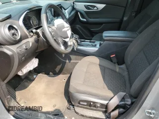 2021 Chevrolet Blazer LT z VIN 3GNKBHRS1MS567393, wystawiony jako Copart lot #59411855 z przebiegiem 53 127 mil mil oraz Szkoda całkowita • Salvage title. Historia ofert i sprzedaży dostępna na DreamBid. Obrazek 7.