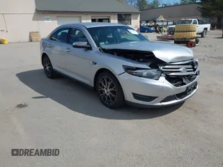 2016 Ford Taurus Limited z VIN 1FAHP2F83GG111026, wystawiony jako IAAI lot #42036992 z przebiegiem 84 106 mil mil oraz . Historia ofert i sprzedaży dostępna na DreamBid. Obrazek 1.