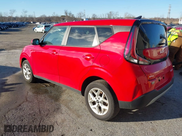 2023 Kia Soul LX with VIN KNDJ23AU2P7191374, listed as a IAAI auction lot 41499644 with 51,392 mi miles. Bid and sale history available at carsss.com. Image 3.