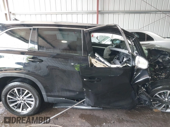 2019 Toyota Highlander SE z VIN 5TDJZRFH2KS594988, wystawiony jako IAAI lot #42106954 z przebiegiem 53 369 mil mil oraz . Historia ofert i sprzedaży dostępna na DreamBid. Obrazek 13.