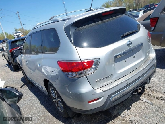 2014 Nissan Pathfinder S with VIN 5N1AR2MM3EC727461, listed as a IAAI auction lot 42038757 with 125,341 mi miles. Bid and sale history available at carsss.com. Image 3.