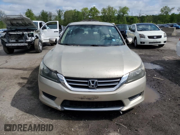 2013 Honda Accord LX z VIN 1HGCR2F30DA089005, wystawiony jako Copart lot #55867955 z przebiegiem 205 258 mil mil oraz Czysty tytuł • Clean title. Historia ofert i sprzedaży dostępna na DreamBid. Obrazek 5.