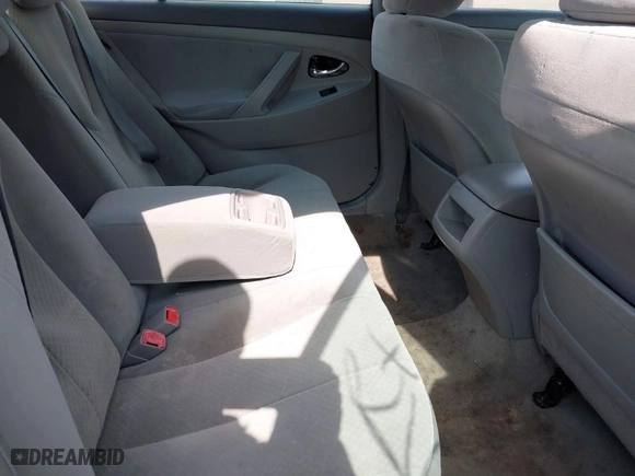 2007 Toyota Camry CE with VIN 4T1BE46K57U087077, listed as a IAAI auction lot 41727602 with 999,999 mi miles. Bid and sale history available at carsss.com. Image 8.