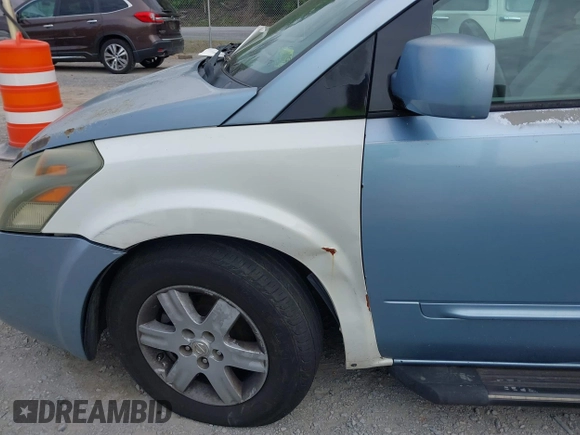 2004 Nissan Quest SE z VIN 5N1BV28U04N326799, wystawiony jako IAAI lot #42103475 z przebiegiem Nie podano mil oraz . Historia ofert i sprzedaży dostępna na DreamBid. Obrazek 6.