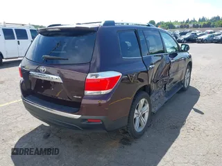 2013 Toyota Highlander Limited с VIN 5TDDK3EH2DS185263, выставлен на аукционе IAAI как лот 42234846 с пробегом 192 285 миль миль и . История ставок и продаж доступна на DreamBid. Изображение 4.