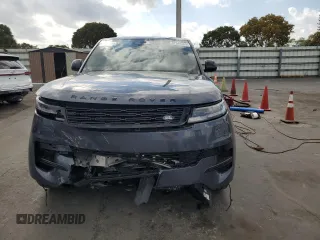 2024 Land Rover Range Rover Sport Dynamic SE with VIN SAL1L9FU1RA160799, listed as a Copart auction lot 47544285 with 4,030 mi miles and Salvage Title. Bid and sale history available at DreamBid. Image 5.
