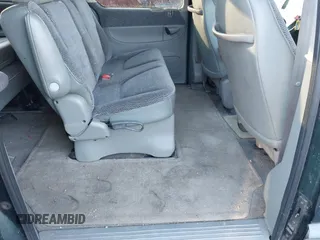 1997 Plymouth Voyager SE z VIN 2P4GP4439VR373682, wystawiony jako IAAI lot #41235466 z przebiegiem 187 421 mil mil oraz . Historia ofert i sprzedaży dostępna na DreamBid. Obrazek 8.