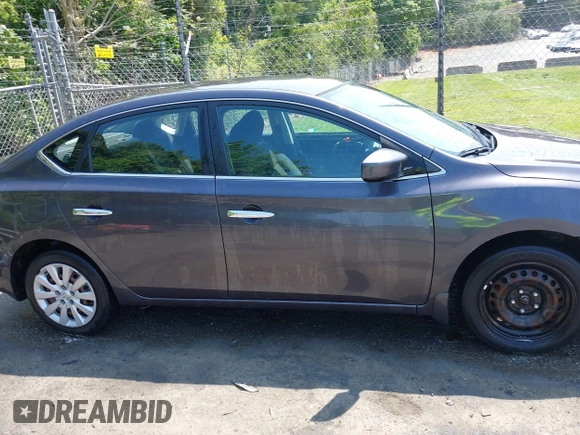 2014 Nissan Sentra SR z VIN 3N1AB7AP2EL683092, wystawiony jako IAAI lot #42403326 z przebiegiem 149 452 mil mil oraz . Historia ofert i sprzedaży dostępna na DreamBid. Obrazek 14.