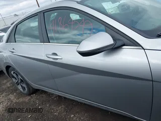 2022 Hyundai Elantra SEL z VIN 5NPLN4AG9NH078241, wystawiony jako IAAI lot #41864349 z przebiegiem 41 860 mil mil oraz . Historia ofert i sprzedaży dostępna na DreamBid. Obrazek 13.