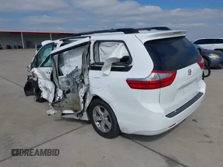 2016 Toyota Sienna LE AAS with VIN 5TDKK3DC2GS731724, listed as a IAAI auction lot 41631571 with 88,900 mi miles. Bid and sale history available at carsss.com. Image 3.