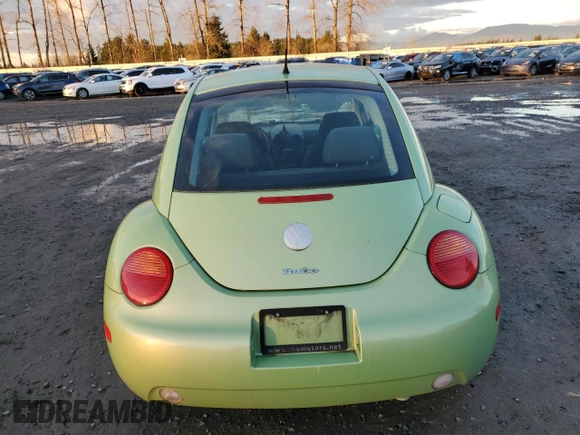 2003 Volkswagen Beetle GLS z VIN 3VWCD21CX3M433037, wystawiony jako Copart lot #84222424 z przebiegiem 163 717 mil mil oraz Czysty tytuł • Clean title. Historia ofert i sprzedaży dostępna na DreamBid. Obrazek 6.