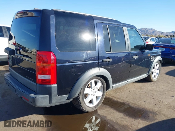 2006 Land Rover LR3 HSE with VIN SALAG25456A371156, listed as a IAAI auction lot 41375624 with 122,974 mi miles. Bid and sale history available at carsss.com. Image 4.