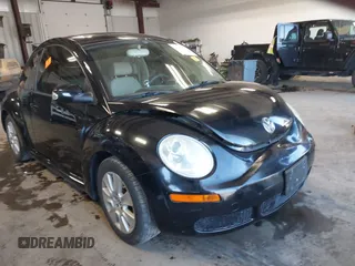2008 Volkswagen New Beetle Coupe S with VIN 3VWRG31C18M505015, listed as a IAAI auction lot 42117855 with 52,177 mi miles. Bid and sale history available at carsss.com. Image 1.