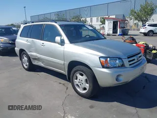 2007 Toyota Highlander w/3rd Row with VIN JTEDP21A370141828, listed as a IAAI auction lot 42625632 with 129,621 mi miles and . Bid and sale history available at DreamBid. Image 1.