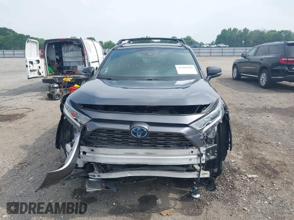 2021 Toyota RAV4 Hybrid XSE z VIN 4T3E6RFV7MU062914, wystawiony jako IAAI lot #42285928 z przebiegiem 46 639 mil mil oraz . Historia ofert i sprzedaży dostępna na DreamBid. Obrazek 13.