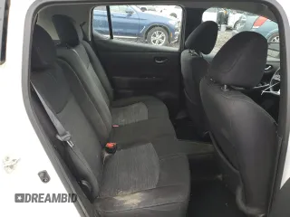 2019 Nissan LEAF SV z VIN 1N4AZ1CP1KC306320, wystawiony jako Copart lot #55686825 z przebiegiem 39 261 mil mil oraz Szkody całkowita. Historia ofert i sprzedaży dostępna na DreamBid. Obrazek 10.