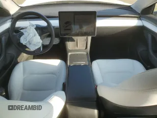 2023 Tesla Model 3 z VIN 5YJ3E1EA1PF564693, wystawiony jako Copart lot #68504674 z przebiegiem 25 183 mil mil oraz Szkoda całkowita • Salvage title. Historia ofert i sprzedaży dostępna na DreamBid. Obrazek 8.