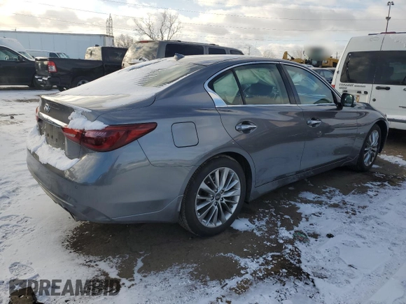 2019 Infiniti Q50 3.0t LUXE with VIN JN1EV7AR4KM552600, listed as a Copart auction lot 84406484 with 48,506 mi miles and Clean Title. Bid and sale history available at carsss.com. Image 3.