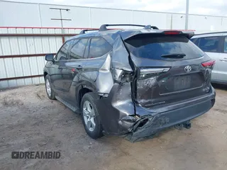 2021 Toyota Highlander L with VIN 5TDZZRAH7MS537442, listed as a IAAI auction lot 41530851 with 56,266 mi miles and . Bid and sale history available at DreamBid. Image 3.