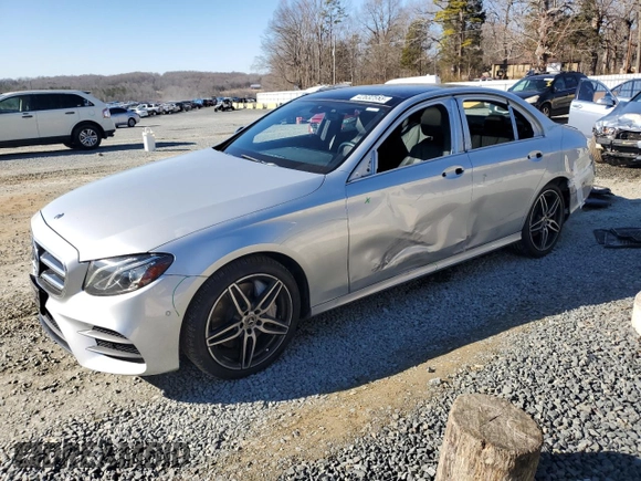 2020 Mercedes-Benz E-Class E 350 with VIN WDDZF8EB7LA732645, listed as a Copart auction lot 42632555 with 39,720 mi miles and Salvage Title. Bid and sale history available at carsss.com. Image 1.