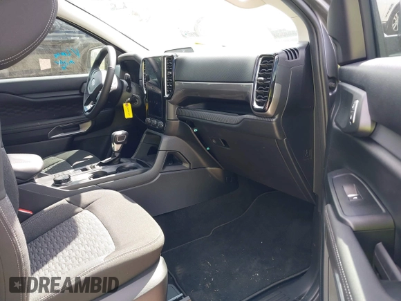 2024 Ford Ranger XLT with VIN 1FTER4HH8RLE43554, listed as a IAAI auction lot 41638799 with 1,623 mi miles. Bid and sale history available at carsss.com. Image 5.