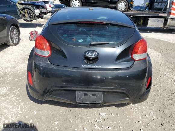 2013 Hyundai Veloster w/Gray Int with VIN KMHTC6AD5DU165027, listed as a Copart auction lot 76554534 with 126,980 mi miles and Clean Title. Bid and sale history available at carsss.com. Image 6.