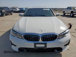 2022 BMW 3 Series 330i with VIN 3MW5R1J04N8C71010, listed as a Copart auction lot 49645655 with 0 mi miles and Salvage Title. Bid and sale history available at carsss.com. Image 5.