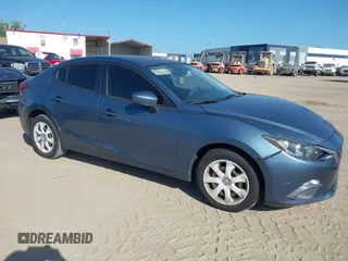 2015 Mazda 3 i Sport z VIN 3MZBM1U7XFM195635, wystawiony jako IAAI lot #42159713 z przebiegiem 119 219 mil mil oraz . Historia ofert i sprzedaży dostępna na DreamBid. Obrazek 1.