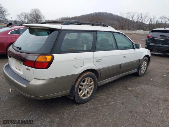 2000 Subaru Legacy Wagon Outback Ltd with VIN 4S3BH686XY7627644, listed as a IAAI auction lot 41727147 with 182,343 mi miles. Bid and sale history available at carsss.com. Image 4.