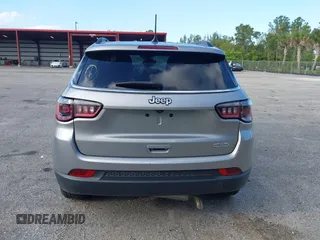 2022 Jeep Compass Latitude with VIN 3C4NJCBB8NT138706, listed as a IAAI auction lot 42503422 with 52,131 mi miles and . Bid and sale history available at DreamBid. Image 17.