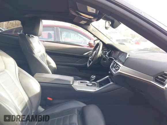 2021 BMW 4 Series 430i xDrive z VIN WBA73AP06MCF80778, wystawiony jako IAAI lot #41137135 z przebiegiem 37 651 mil mil oraz . Historia ofert i sprzedaży dostępna na DreamBid. Obrazek 5.