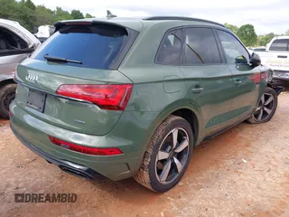 2023 Audi Q5 S line Premium Plus with VIN WA1EAAFY1P2111431, listed as a IAAI auction lot 42355144 with 43,498 mi miles and . Bid and sale history available at DreamBid. Image 4.