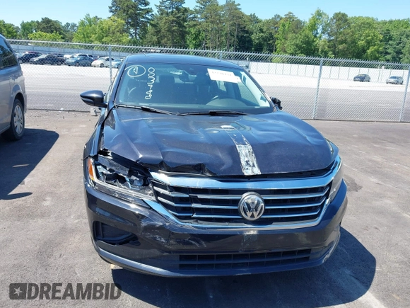 2021 Volkswagen Passat SE z VIN 1VWSA7A30MC003988, wystawiony jako IAAI lot #42238431 z przebiegiem 43 208 mil mil oraz . Historia ofert i sprzedaży dostępna na DreamBid. Obrazek 12.