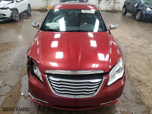 2013 Chrysler 200 Limited with VIN 1C3CCBCG3DN553487, listed as a Copart auction lot 86631464 with 256,638 mi miles and Clean Title. Bid and sale history available at carsss.com. Image 5.